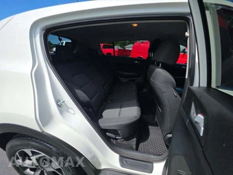 2022 Kia Sportage LX – miniatura 13