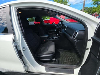 2022 Kia Sportage LX – miniatura 15
