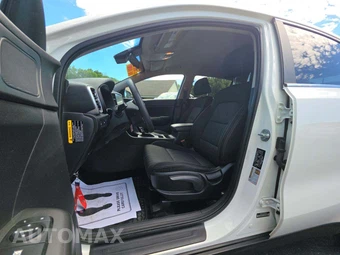 2022 Kia Sportage LX – miniatura 3