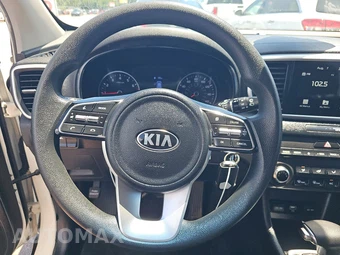 2022 Kia Sportage LX - miniatura 10