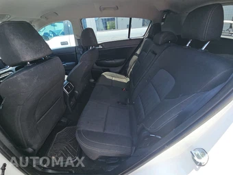 2022 Kia Sportage LX - miniatura 13