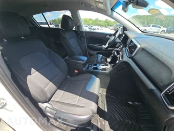 2022 Kia Sportage LX - miniatura 8