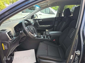 2022 Kia Sportage LX - miniatura 6
