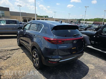 2022 Kia Sportage LX - miniatura 2