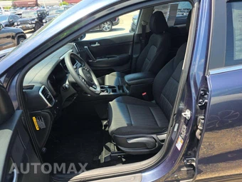 2022 Kia Sportage LX - miniatura 6