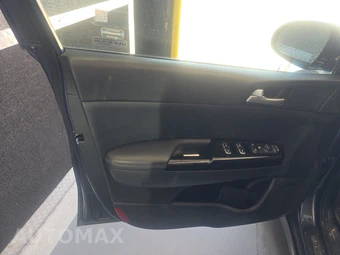 2022 Kia Sportage Nightfall - miniatura 9