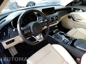 2022 Kia Stinger GT-Line - miniatura 11