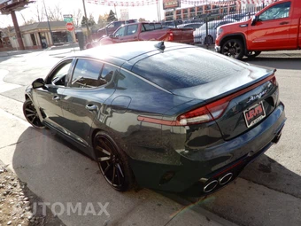 2022 Kia Stinger GT-Line - miniatura 7