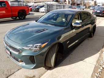 2022 Kia Stinger GT-Line - miniatura 8