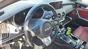 2022 Kia Stinger GT-Line – miniatura 26