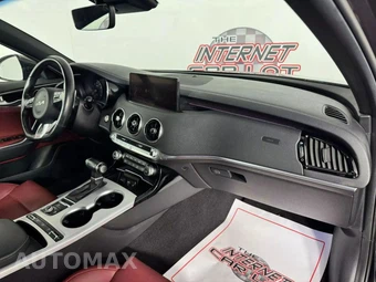2022 Kia Stinger GT1 - miniatura 12