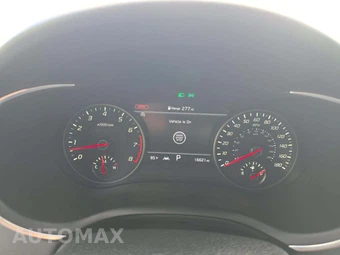 2022 Kia Stinger GT2 - miniatura 9