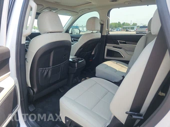 2022 Kia Telluride EX – miniatura 13