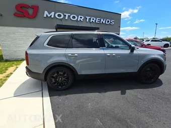 2022 Kia Telluride EX - miniatura 5