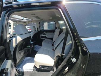 2022 Kia Telluride EX - miniatura 13