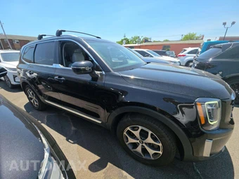 2022 Kia Telluride EX - miniatura 4