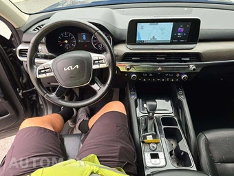 2022 Kia Telluride EX - miniatura 10