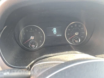 2022 Kia Telluride LX - miniatura 12