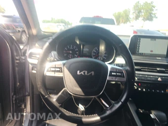 2022 Kia Telluride LX - miniatura 10