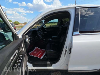 2022 Kia Telluride LX - miniatura 3