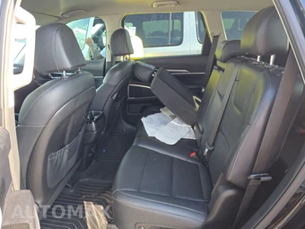 2022 Kia Telluride LX - miniatura 13