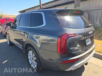 2022 Kia Telluride LX – miniatura 6