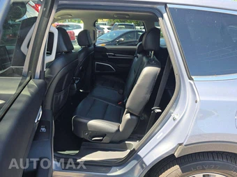 2022 Kia Telluride LX - miniatura 13