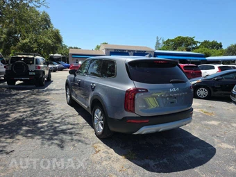 2022 Kia Telluride LX - miniatura 2
