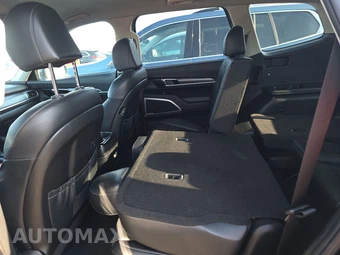 2022 Kia Telluride LX - miniatura 13
