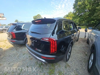 2022 Kia Telluride S – miniatura 3