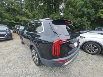 2022 Kia Telluride S - miniatura 2