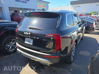 2022 Kia Telluride S - miniatura 3