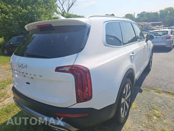 2022 Kia Telluride S - miniatura 3