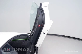 2022 Lamborghini Aventador Ultimae Coupe - miniatura 16