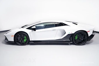 2022 Lamborghini Aventador Ultimae Coupe - miniatura 5