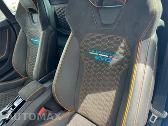 2022 Lamborghini Huracan EVO Coupe – miniatura 10