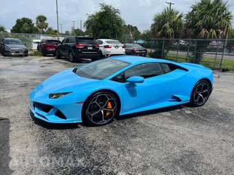 2022 Lamborghini Huracan EVO Coupe – miniatura 3