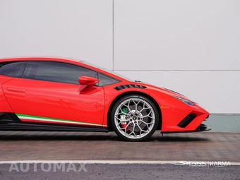 2022 Lamborghini Huracan EVO Coupe - miniatura 12