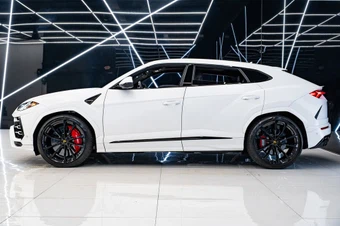 2022 Lamborghini Urus Base – miniatura 11