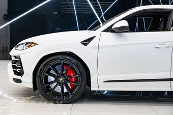 2022 Lamborghini Urus Base – miniatura 13