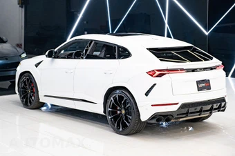 2022 Lamborghini Urus Base – miniatura 16