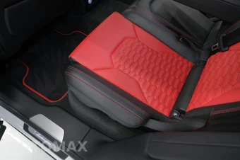 2022 Lamborghini Urus Base – miniatura 2