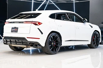 2022 Lamborghini Urus Base – miniatura 20