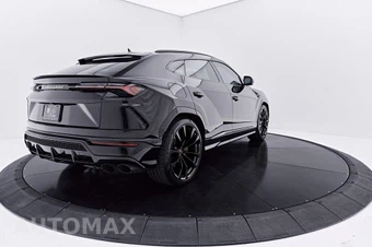 2022 Lamborghini Urus – miniatura 15