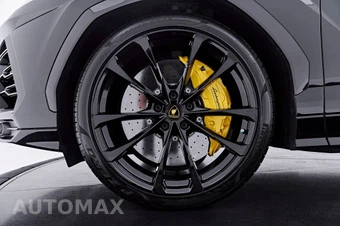 2022 Lamborghini Urus – miniatura 3