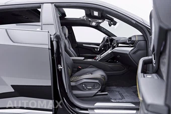 2022 Lamborghini Urus – miniatura 33