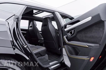 2022 Lamborghini Urus – miniatura 35