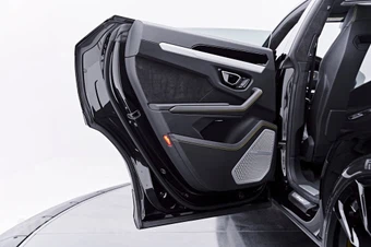 2022 Lamborghini Urus – miniatura 36