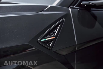 2022 Lamborghini Urus – miniatura 9