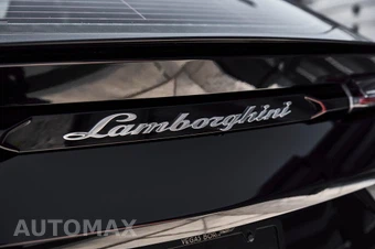 2022 Lamborghini Urus – miniatura 10